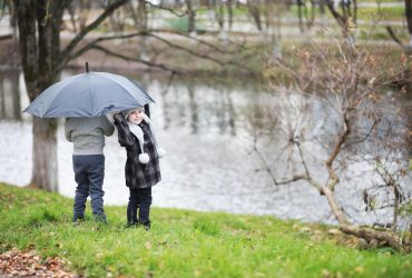 На вихідних Україну накриє велике потепління і дощі: температура підніметься до +14° (карта)