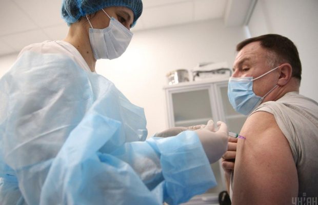 Тести на коронавірус: Нідерланди змінили вимоги для туристів з України