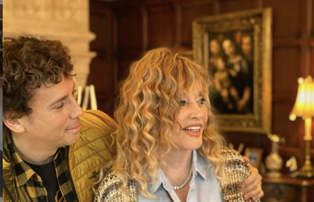 "Як лялька": опубліковано селфі вічно молодої Пугачової