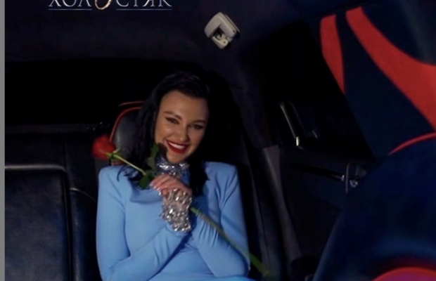 На шоу "Холостяк-11" прийшла порноактриса: дівчина розповіла, на яку операцію пішла заради професії