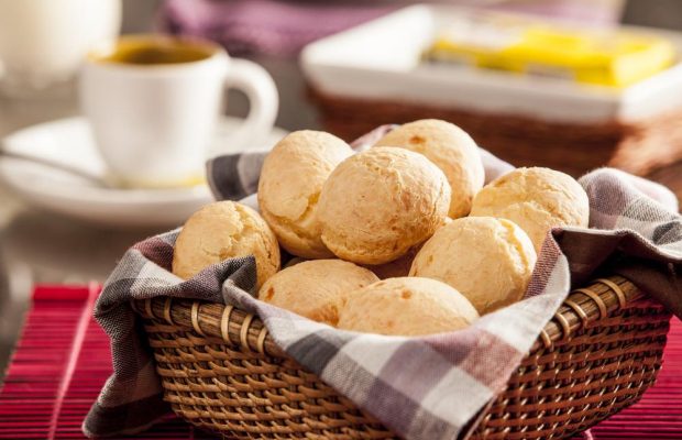 Постные булочки: как испечь пышные лакомства без яиц и молока