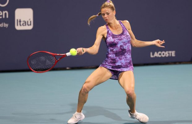 Найкраща тенісистка Італії показала сексапільні заняття воркаутом (відео)