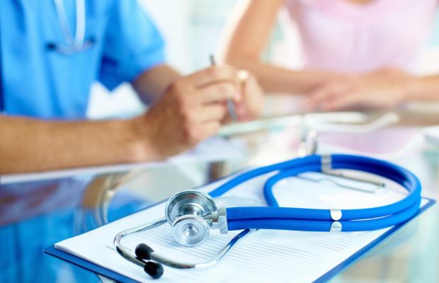 Не відкладайте візит до лікаря: гороскоп здоров'я на липень для вразливих знаків Зодіаку