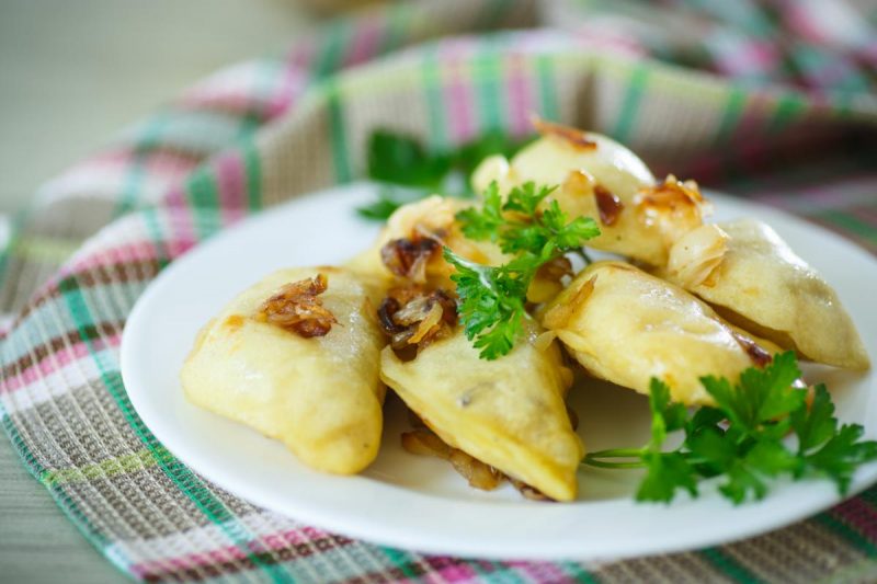 Вареники с картошкой на кефире: самый простой и вкусный рецепт