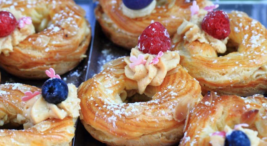 Заварні кільця з сирним кремом: як приготувати ніжний десерт