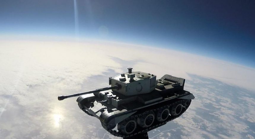 Создатели World of Tanks запустили танк в космос (видео)