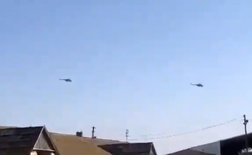 Russian helicopters spotted near Ukraine's border / Snap from video