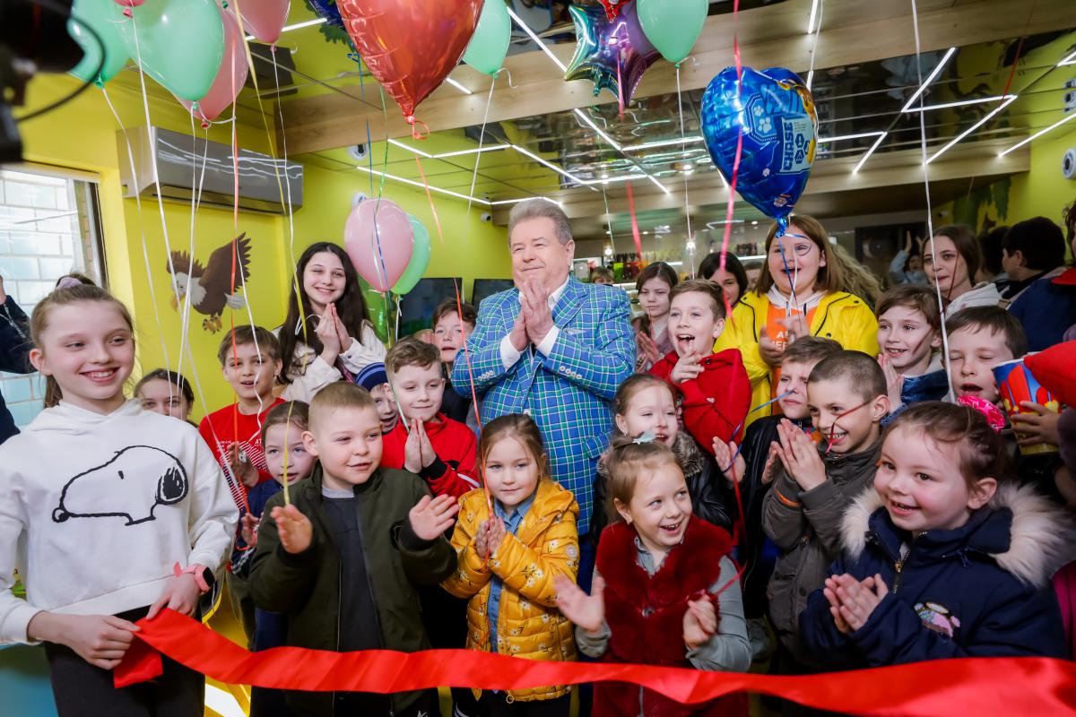 Михайло Поплавський відкрив український Діснейленд (фото) Михайло Поплавський відкрив український Діснейленд (фото)