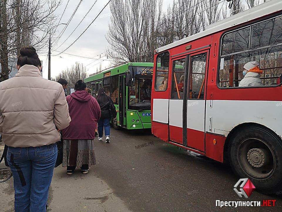 Количество коммунального транспорта значительно уменьшилось / фото Преступности. Нет