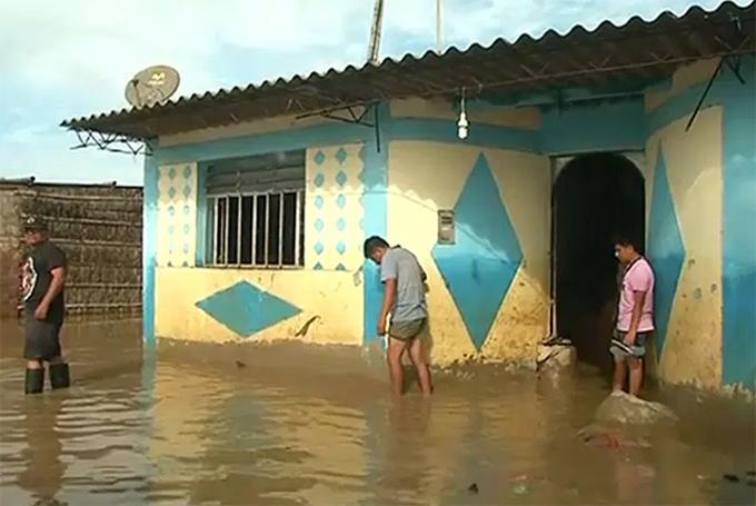 В Перу произошли внезапные наводнения / скриншот с видео