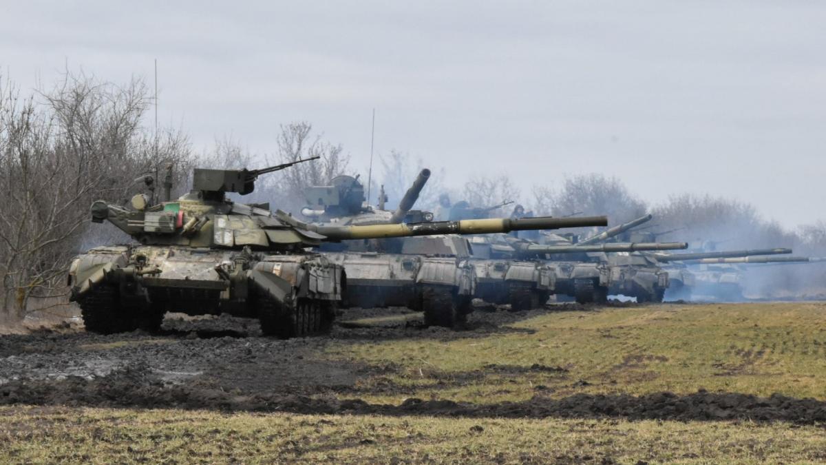 Проте, якщо у 2014 році українська армія фактично не мала західної протитанкової зброї, РФ ще могла ефективно використати танки / фото REUTERS