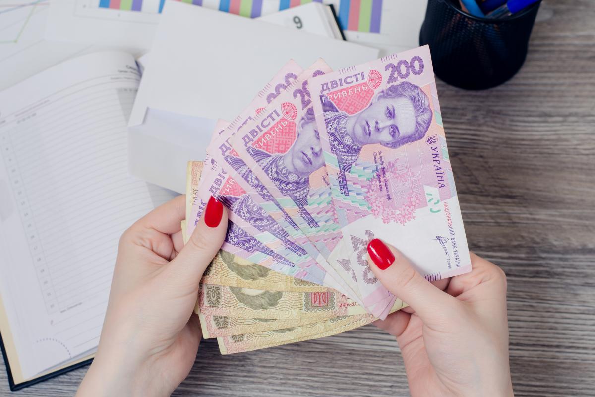35% роботодавців планують підвищувати зарплату працівникам до кінця році / фото ua.depositphotos.com 35% роботодавців планують підвищувати зарплату працівникам до кінця році / фото ua.depositphotos.com