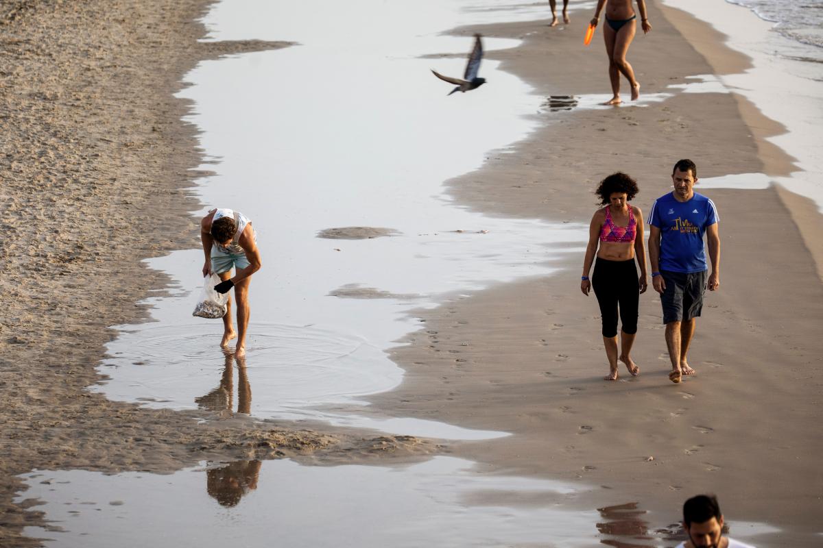 За останню добу в країні зафіксували 129 нових інфікованих / Фото: REUTERS За останню добу в країні зафіксували 129 нових інфікованих / Фото: REUTERS