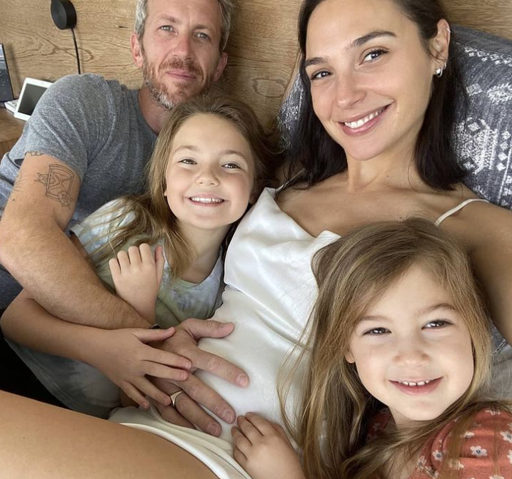 instagram.com/gal_gadot/ instagram.com/gal_gadot/
