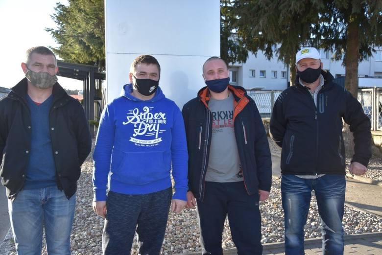 Мужчины родом из пгт Веселиново / фото Dziennik Baltycki Мужчины родом из пгт Веселиново / фото Dziennik Baltycki