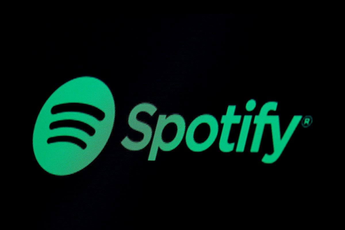 У Spotify тепер можна переносити плейлисти з інших стрімінгів /Фото - REUTERS