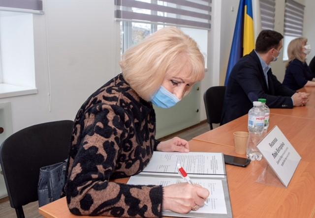 'Метінвест' виплачуватиме стипендії студентам технічних спеціальностей в училищах і коледжах Маріуполя 'Метінвест' виплачуватиме стипендії студентам технічних спеціальностей в училищах і коледжах Маріуполя