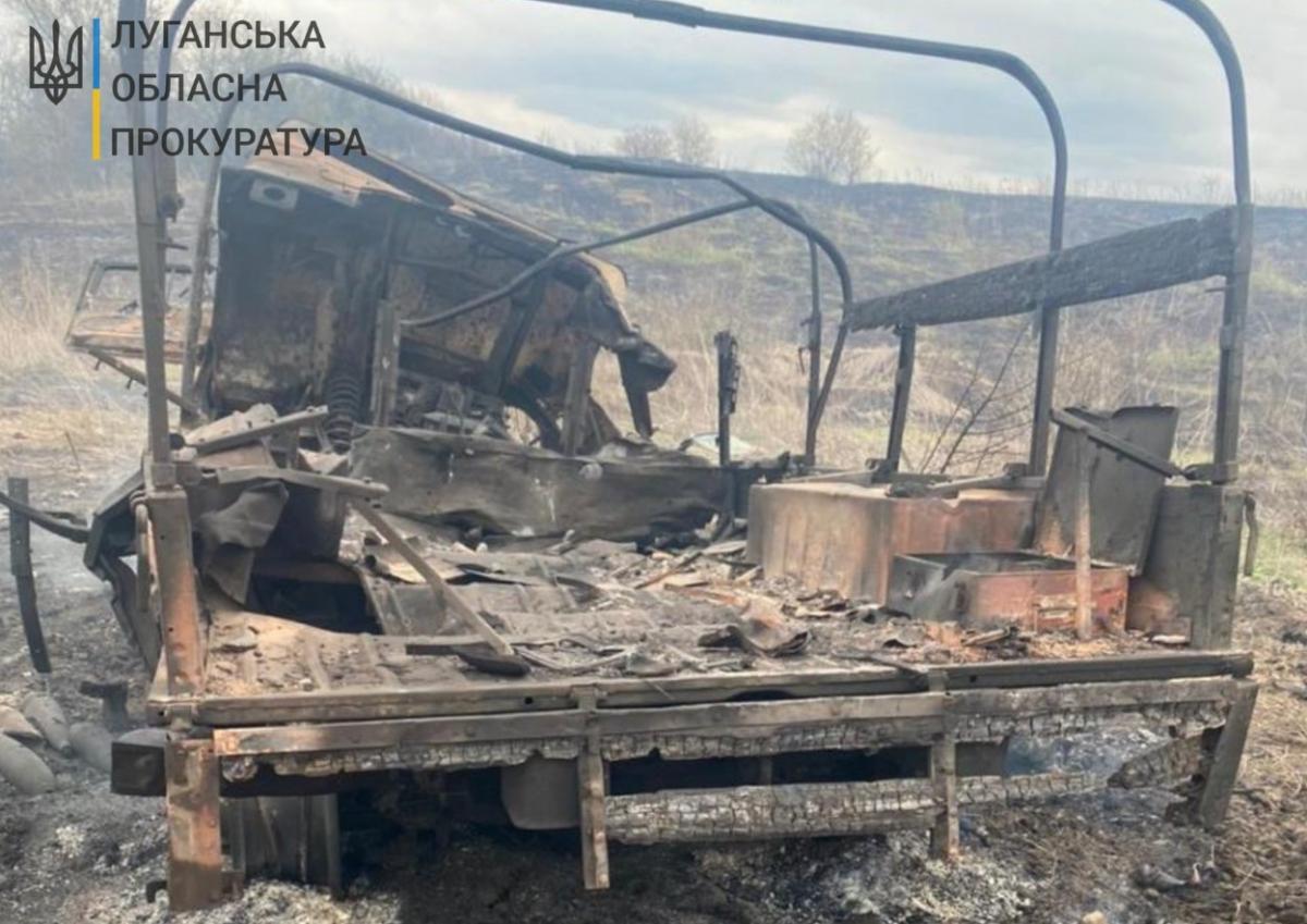 За фактом підриву автомобіля українських військових у зоні проведення ООС розпочато кримінальне провадження / фото Офіс генпрокурора За фактом підриву автомобіля українських військових у зоні проведення ООС розпочато кримінальне провадження / фото Офіс генпрокурора