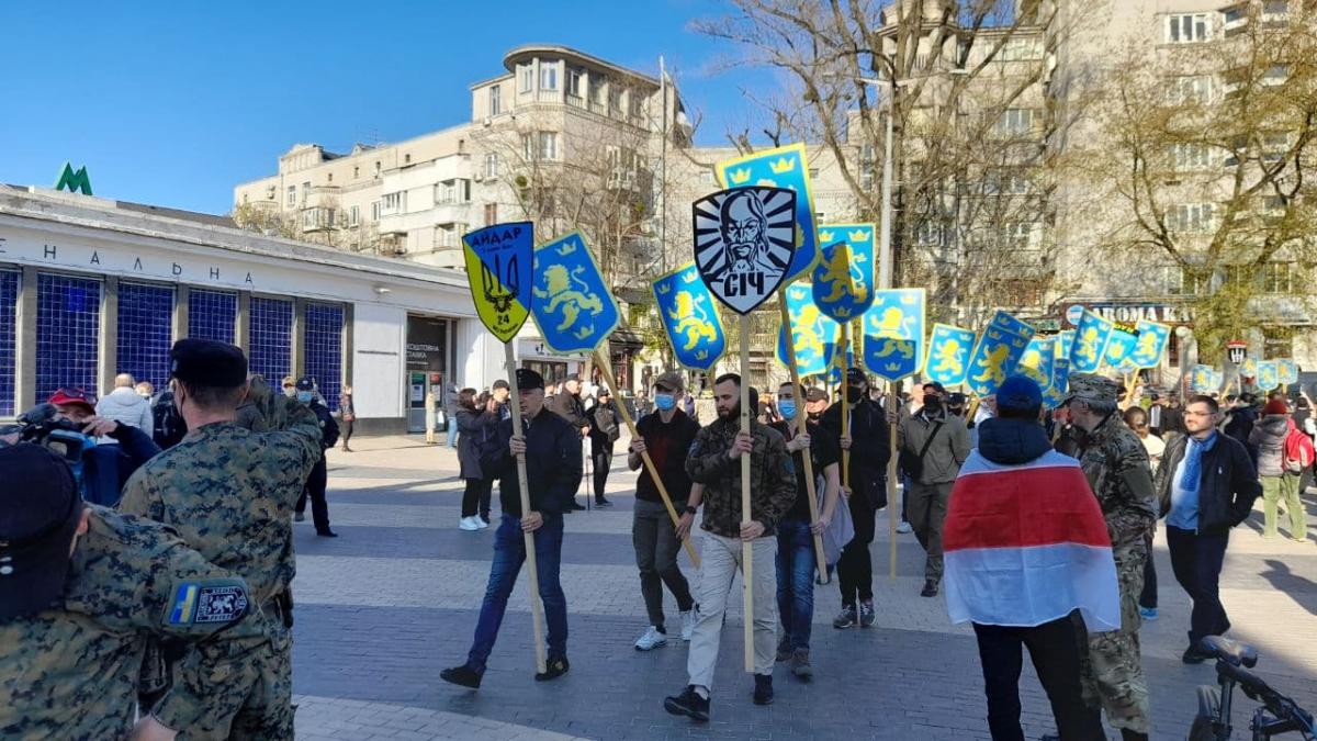 У КМДА кажуть , що акція була заявлена як марш вишиванок / УНІАН У КМДА кажуть , що акція була заявлена як марш вишиванок / УНІАН