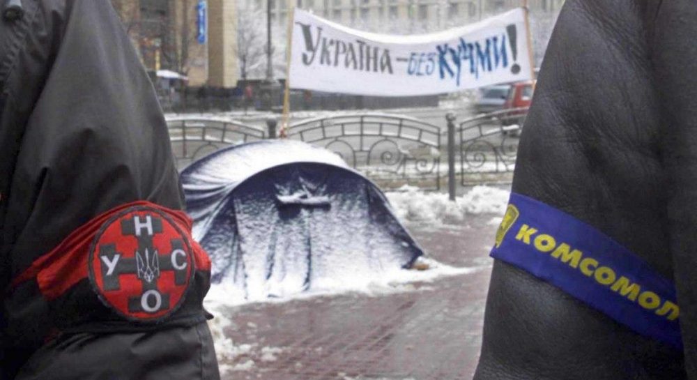 "30 кроків" Незалежності. 2001-й - "Реконструкція" Майдану, Кучма проти Ющенка та початок цифрової революції