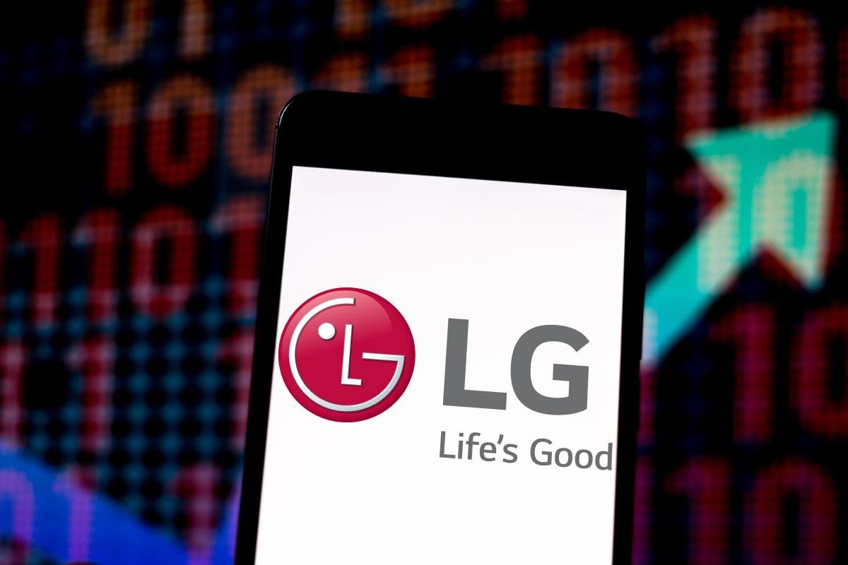 Смартфоны LG - компания объявила об уходе с рынка мобильных телефонов —  УНИАН