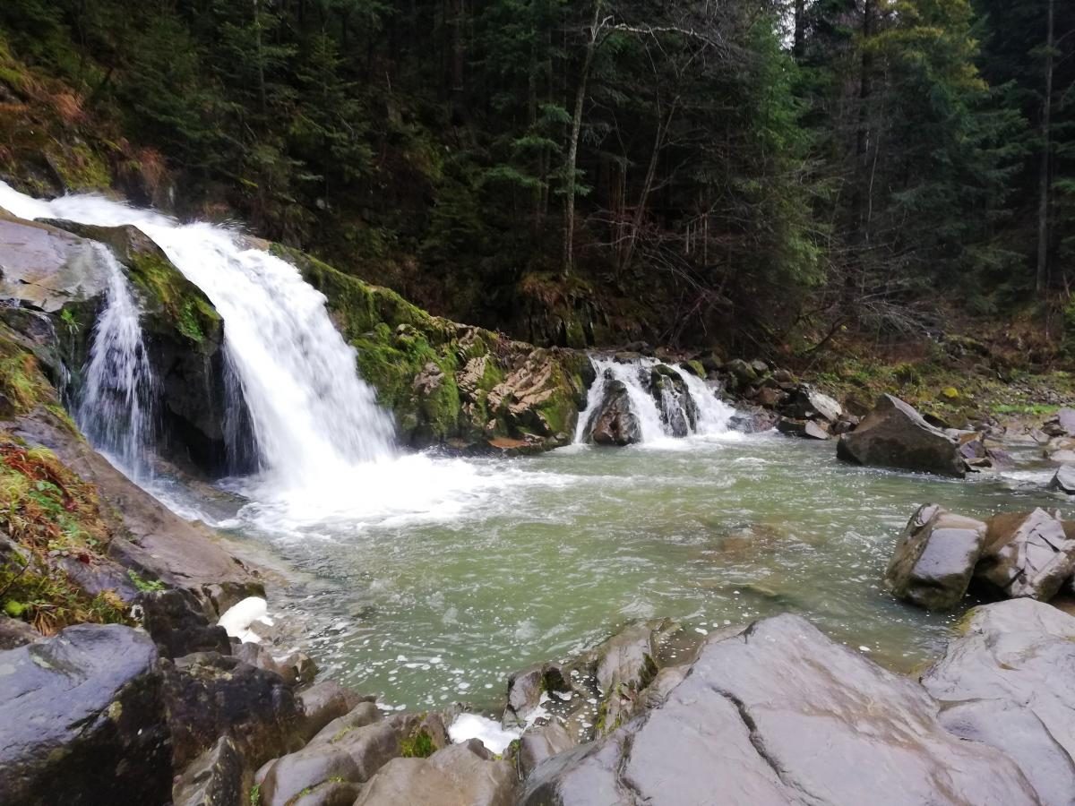 Фото Поход к водопаду Каменка в нацпарке «Сколевские Бескиды» 17 апреля 2021