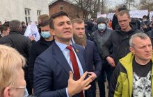 Попытка срыва выборов на Прикарпатье: Тищенко требовал встать перед ним на колени