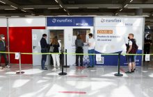 IATA призвала разрешить авиапассажирам сдавать экспресс-тесты на коронавирус