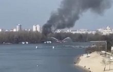 В Киеве произошел масштабный пожар возле Днепра (видео)