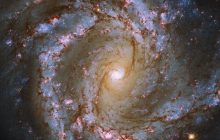 Ученые создали уникальное изображение гигантской галактики (фото)