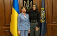 Венедиктова встретилась с мамой девочек, погибших в жуткой аварии (фото)