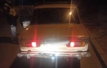 Во Львове пьяный водитель вместо документов предлагал патрульным колбасу (видео)