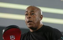 "Как соломенное чучело": экс-тренер Усика раскритиковал россиянина Поветкина