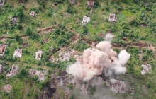 Украинские военные показали взрыв поста боевиков батальона "Восток" (видео)