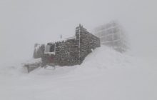 В горных районах Украины продолжается зима: на Буковине ударил мороз до -17° (фото)