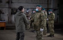 Зеленський переночував на Донбасі та відвідав місця загибелі військових ООС