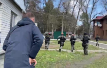 Полиция пришла с проверками к "охранникам" Медведчука - СМИ
