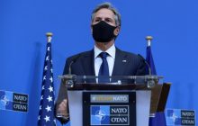 Все страны НАТО обеспокоены стягиванием войск РФ к границам Украины - Блинкен