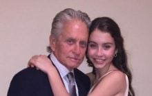 Звезда "Основного инстинкта" трогательно поздравил дочь с 18-летием (фото)