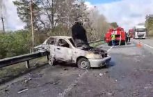 Под Киевом взорвался автомобиль: водитель сгорел заживо (видео)