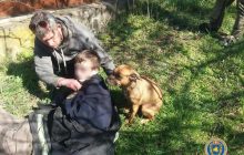 На Черкащині у 5-метровому покинутому резервуарі знайшли чоловіка, хлопчика та собаку (фото)