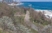 "Дышать невозможно": одесситы массово жалуются на жуткий запах в городе