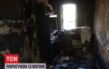 В Сумской области семья во время тушения пожара в доме забыла о 5-летнем сыне в комнате (видео)