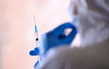 В Украине новый рекорд прививок от COVID-19 и еще 120 вакцинированных второй дозой