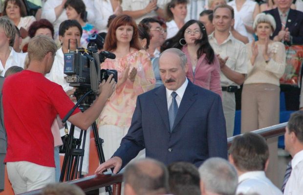 "Слов’янський базар" оголосив ведучою режисерку ансамблю ЗСУ