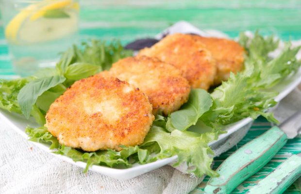 Румяные куриные котлеты: как приготовить вкусное блюдо