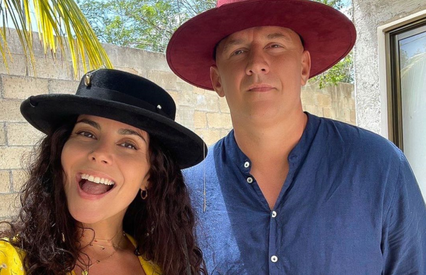 Подглядываем: голую Настю Каменских "застукали" в постели с Потапом (видео)