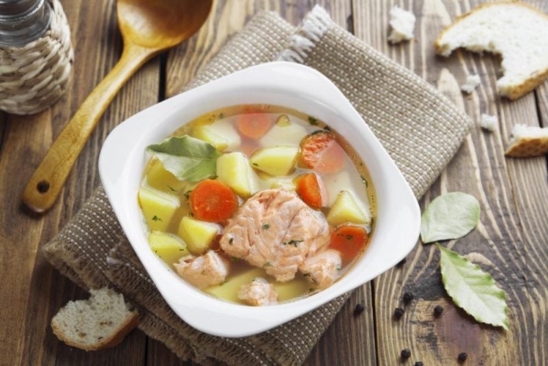 Рыбный суп из лосося со сливками - пошаговый рецепт с фото