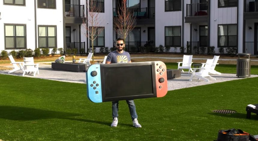Энтузиаст создал почти двухметровую рабочую копию Nintendo Switch (видео)