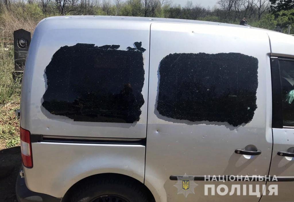 На місці працюють правоохоронці та вибухотехніки / Нацполіція На місці працюють правоохоронці та вибухотехніки / Нацполіція